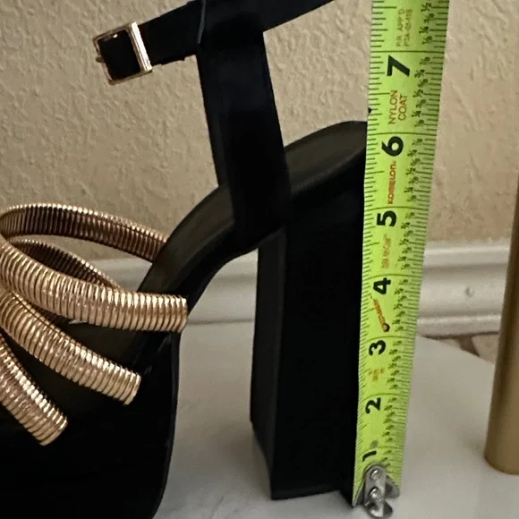 Dolls Kill Black and Gold Platform Heels - Picture 5 of 8